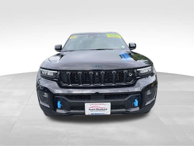 Used 2023 Jeep Grand Cherokee Trailhawk w/ Advanced Protech Group II AWD/4WD image 2
