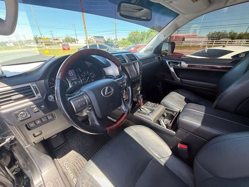 Used 2015 Lexus GX 460 Luxury w/ Preferred Accessory Package AWD/4WD image 14