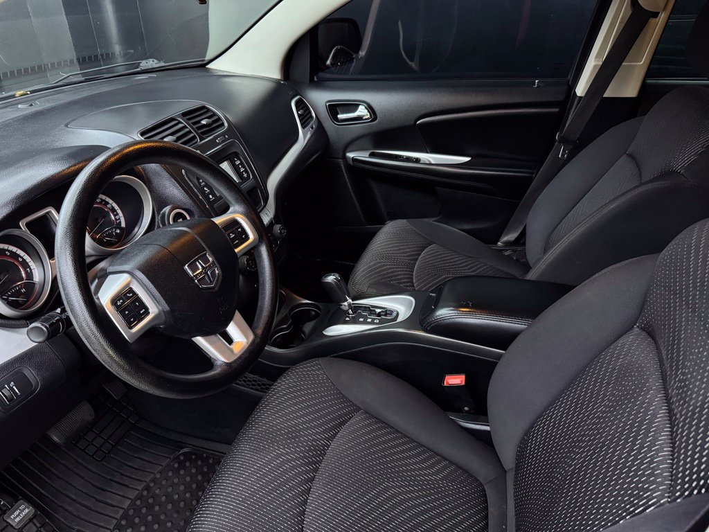 Used 2014 Dodge Journey American Value Package w/ Flexible Seating Group FWD image 7