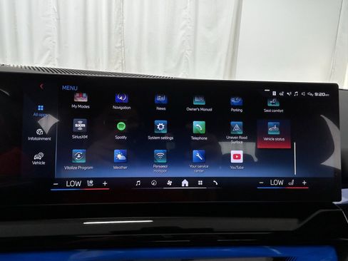 Used 2025 BMW i5 M60 w/ Premium Package image 16