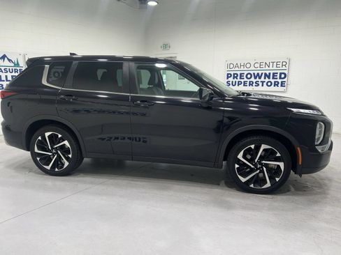 Used 2022 Mitsubishi Outlander SE FWD image 9