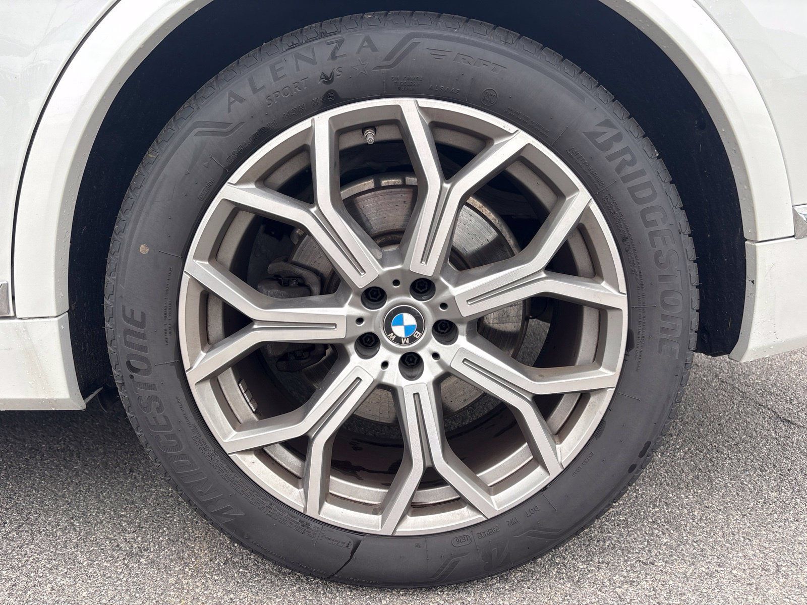 Certified 2025 BMW X7 xDrive40i w/ Premium Package AWD/4WD image 11