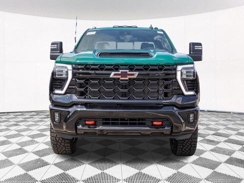New 2026 Chevrolet Silverado 2500 ZR2 w/ LPO, Dark Essentials Package AWD/4WD image 11