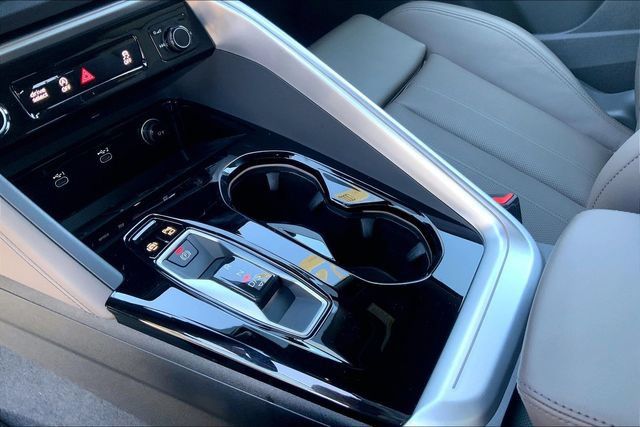 Certified 2025 Audi Q5 Premium Plus w/ Premium Plus AWD/4WD image 25