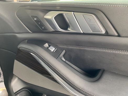 Used 2020 BMW X7 xDrive40i w/ Premium Package AWD/4WD image 63