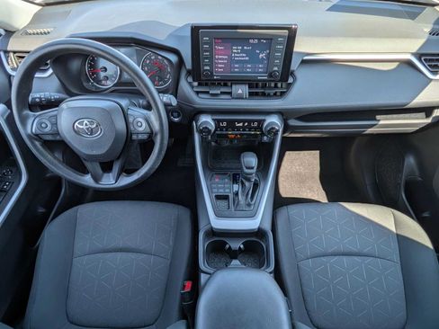 Used 2020 Toyota RAV4 XLE AWD/4WD image 21