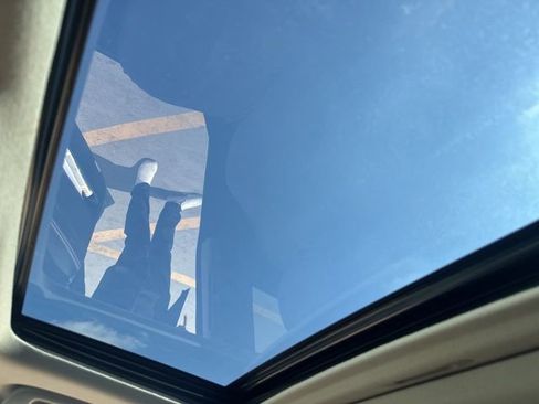 Used 2022 Toyota 4Runner TRD Off-Road Premium w/ TRD Black Wheel Package (TMS) image 5