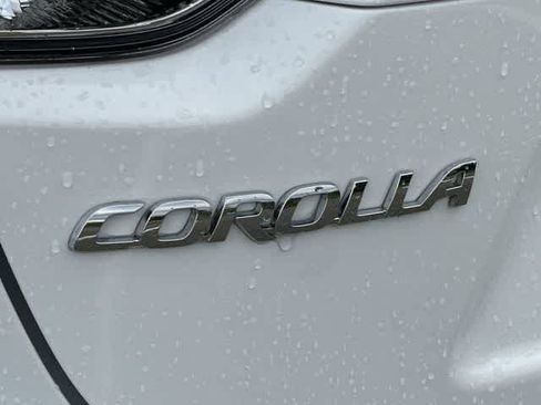 Used 2025 Toyota Corolla LE FWD image 25