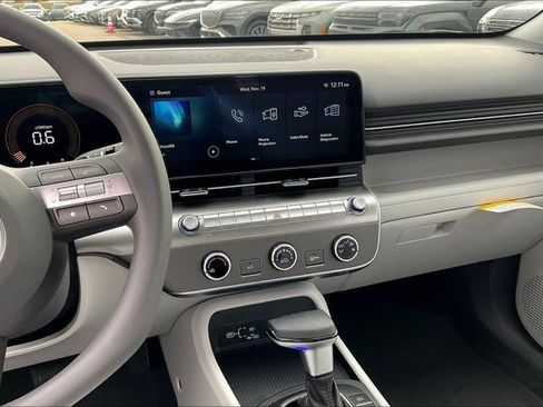New 2026 Hyundai Kona SE FWD image 7