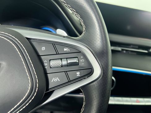 Used 2023 Genesis Electrified GV70 Advanced image 16