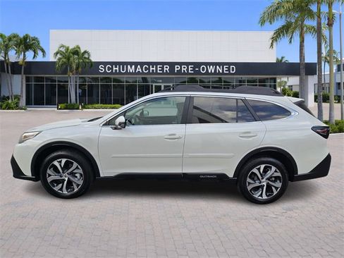 Used 2021 Subaru Outback Limited image 4