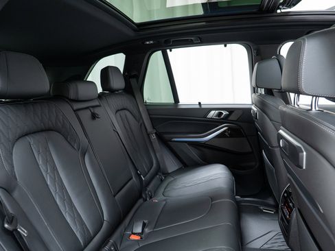 Used 2025 BMW X5 xDrive50e w/ Executive Package image 24