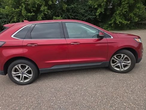 Used 2015 Ford Edge Titanium w/ Technology Package AWD/4WD image 17