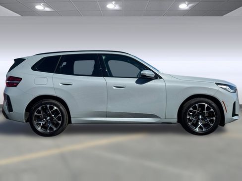 Used 2026 BMW X3 xDrive30i w/ M Sport Package AWD/4WD image 8