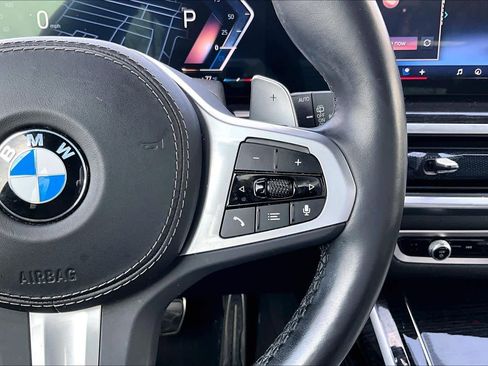 Certified 2024 BMW X7 xDrive40i w/ M Sport Package image 17
