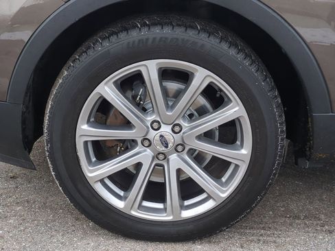 Used 2016 Ford Explorer Limited image 24