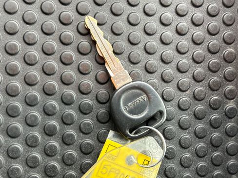 Used 2005 Chevrolet Silverado 3500 LT w/ Heavy-Duty Power Package image 30