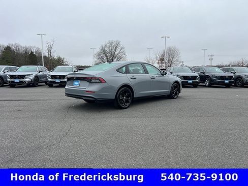 Used 2025 Honda Accord SE image 7