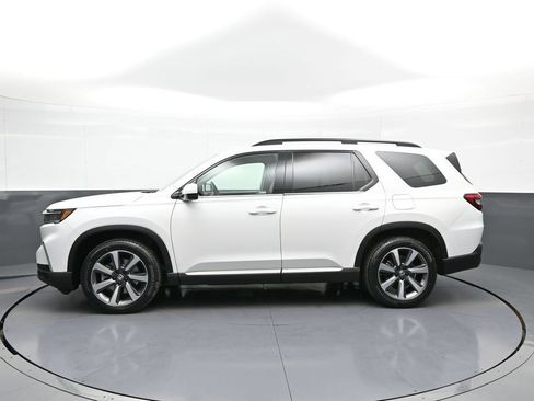 Certified 2024 Honda Pilot Elite image 9