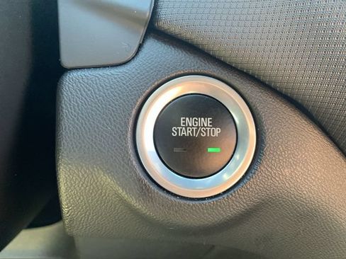 Certified 2024 Chevrolet Equinox RS FWD image 16