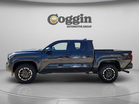 Certified 2025 Toyota Tacoma TRD Sport w/ TRD Sport Upgrade Package RWD image 2