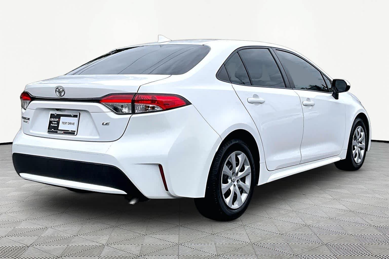 Certified 2021 Toyota Corolla LE FWD image 13