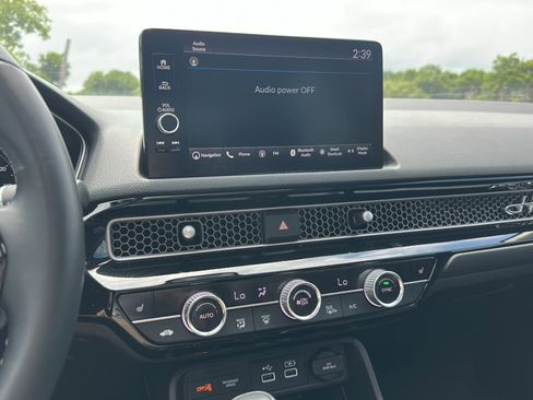 Used 2024 Honda Civic Touring image 32