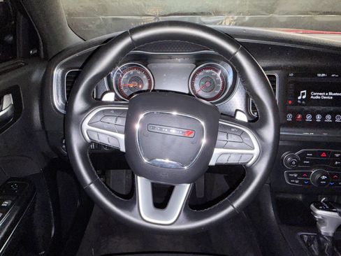 Used 2017 Dodge Charger R/T RWD image 11