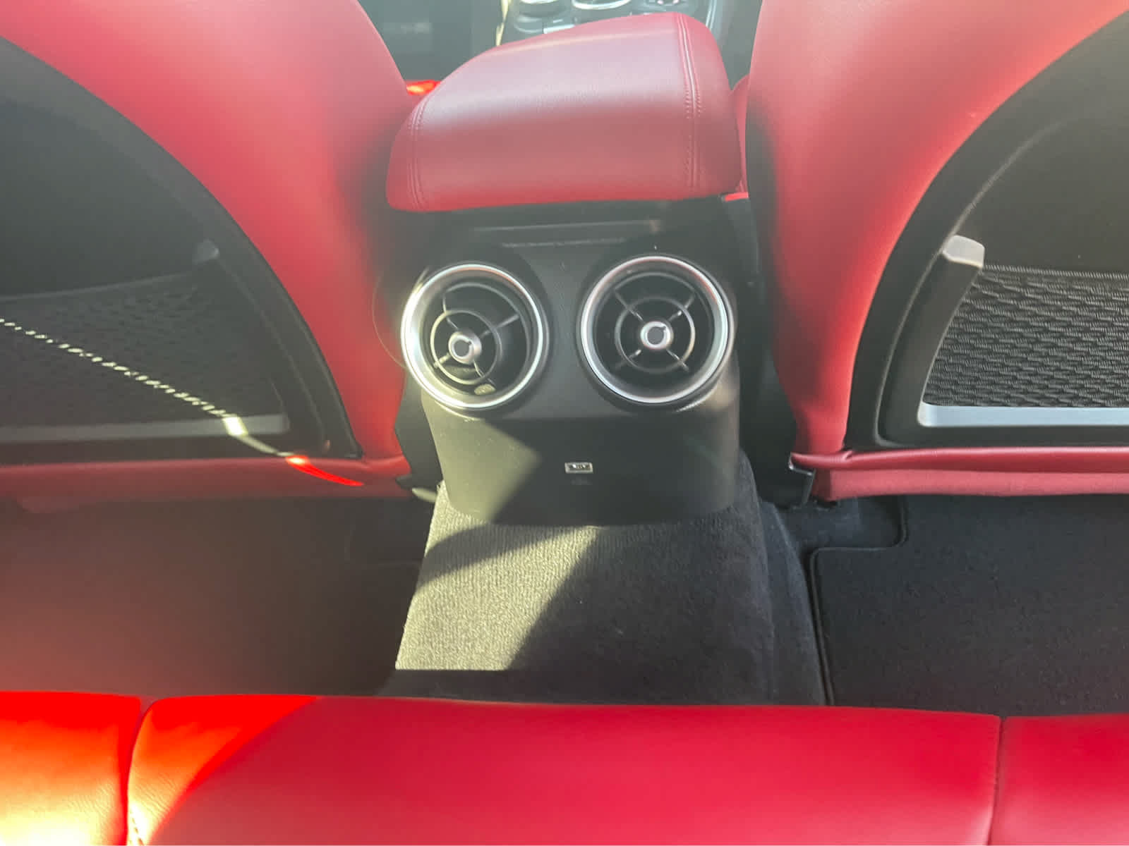 Used 2018 Alfa Romeo Giulia RWD image 14