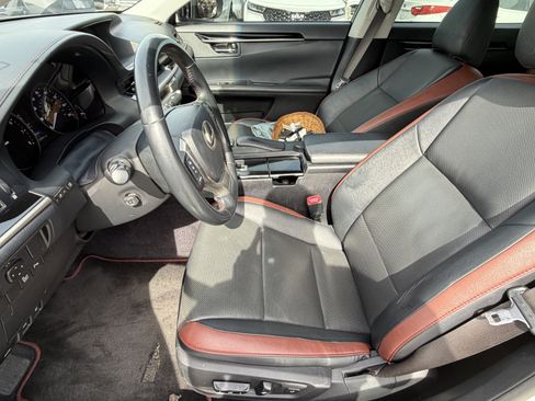 Used 2015 Lexus ES 350 FWD image 11