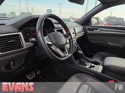 Used 2022 Volkswagen Atlas Cross Sport SEL Premium R-Line AWD/4WD image 21