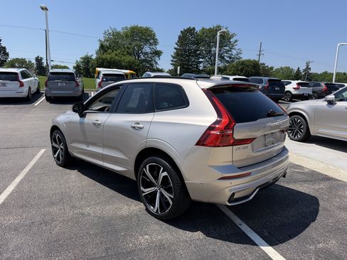 Used 2025 Volvo XC60 T8 Ultra w/ Protection Package Premier AWD/4WD image 5