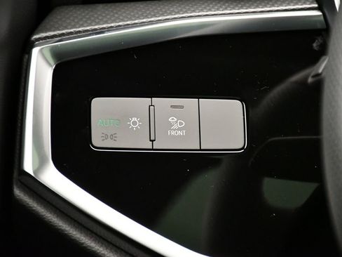 New 2025 Audi Q3 2.0T Premium Plus image 22