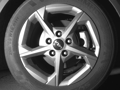 Used 2025 Kia K4 LXS image 13