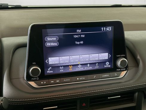 Used 2023 Nissan Rogue SV image 21