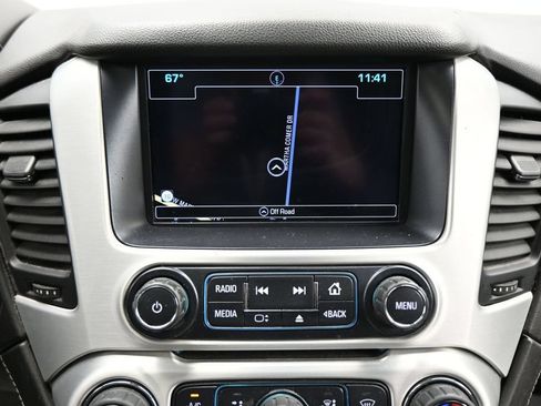 Used 2020 GMC Yukon XL SLT w/ Open Road Package AWD/4WD image 23