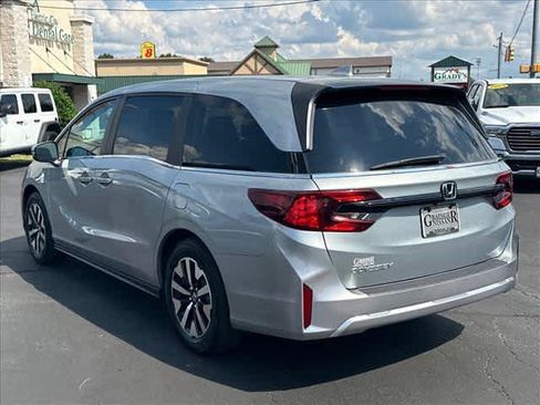 Used 2025 Honda Odyssey EX-L image 6