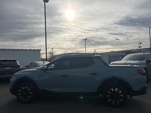 Used 2025 Hyundai Santa Cruz SEL image 11