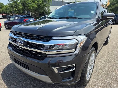 Certified 2024 Ford Expedition Max Limited RWD image 4
