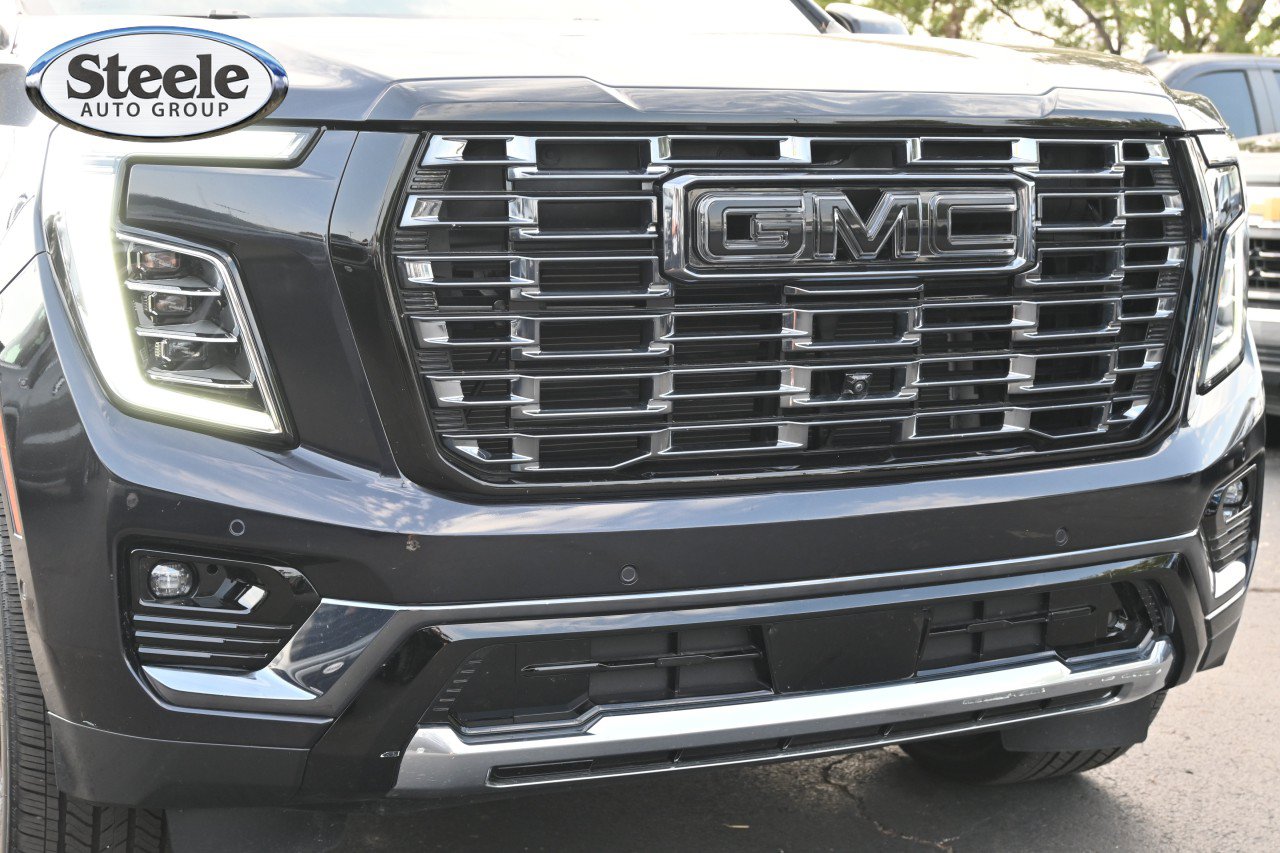 Certified 2025 GMC Yukon Denali Ultimate AWD/4WD image 29