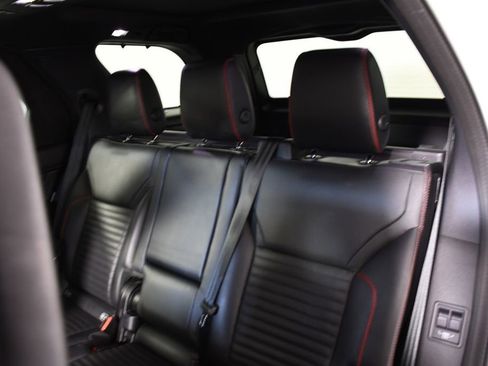 Used 2019 Land Rover Discovery HSE AWD/4WD image 28