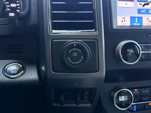 Used 2019 Ford Expedition Max Platinum AWD/4WD image 12