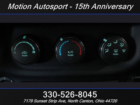 Used 2015 Jeep Wrangler Unlimited Rubicon w/ Dual Top Group image 23