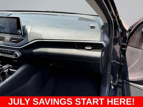 Used 2021 Nissan Altima 2.5 SV FWD image 30