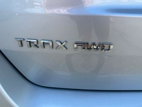 Used 2022 Chevrolet Trax LT w/ Sport Edition AWD/4WD image 5
