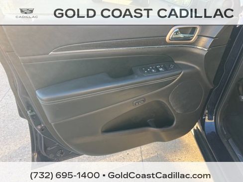 Used 2017 Jeep Grand Cherokee Limited image 15