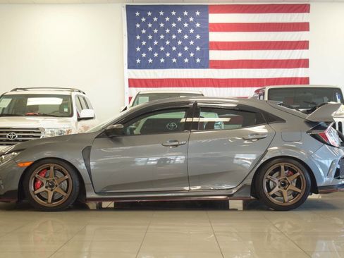 Used 2018 Honda Civic Type R image 20