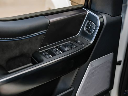 Used 2026 Ford F450 Platinum w/ FX4 Off-Road Package image 97