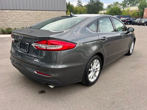Used 2020 Ford Fusion SE FWD image 5