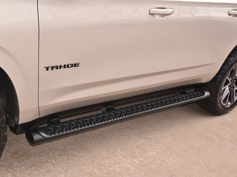 Used 2021 Chevrolet Tahoe Z71 w/ Z71 Signature Package image 39